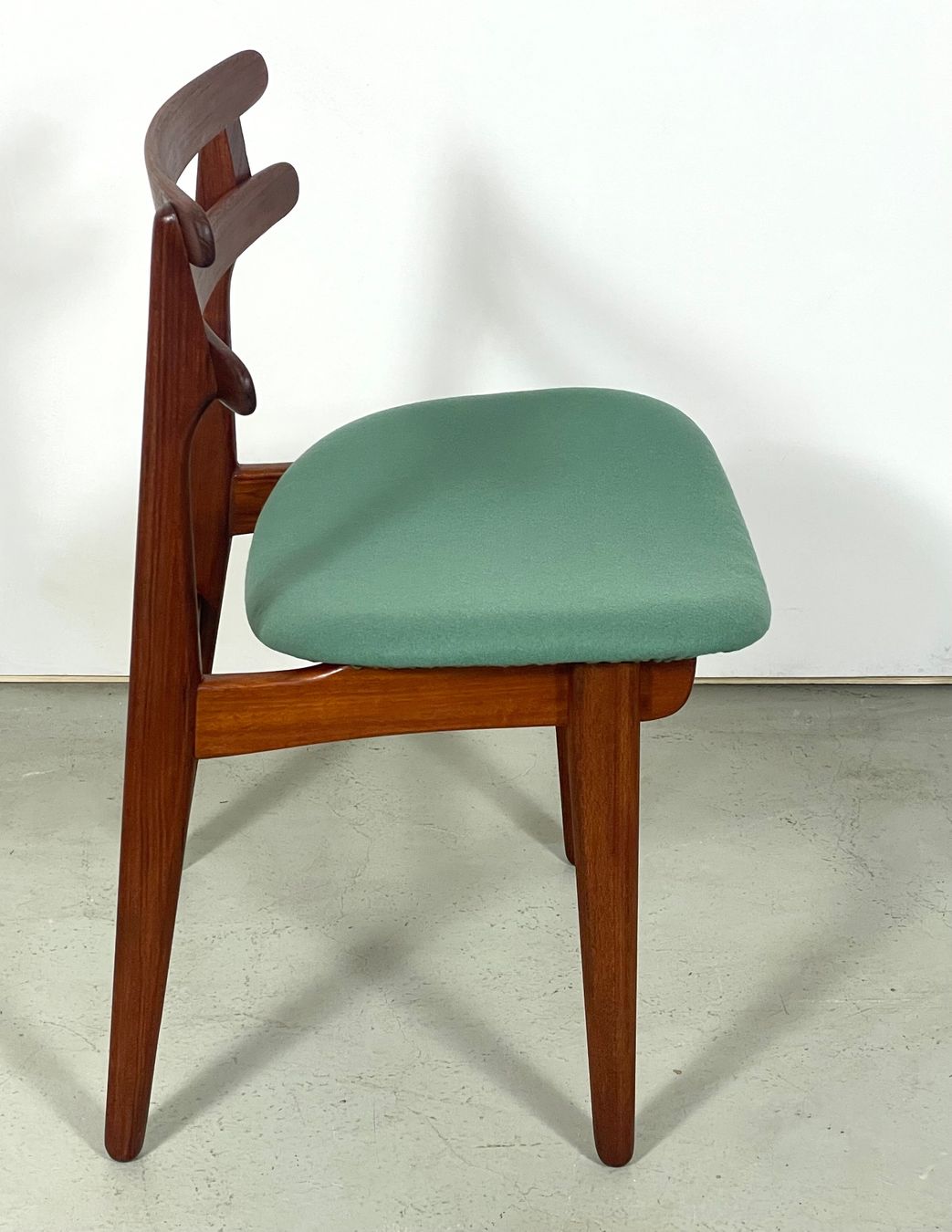 Sedie: 3x dänische Teak Stühle restauriert – Usato da Basel venduto da MidMod20C 4