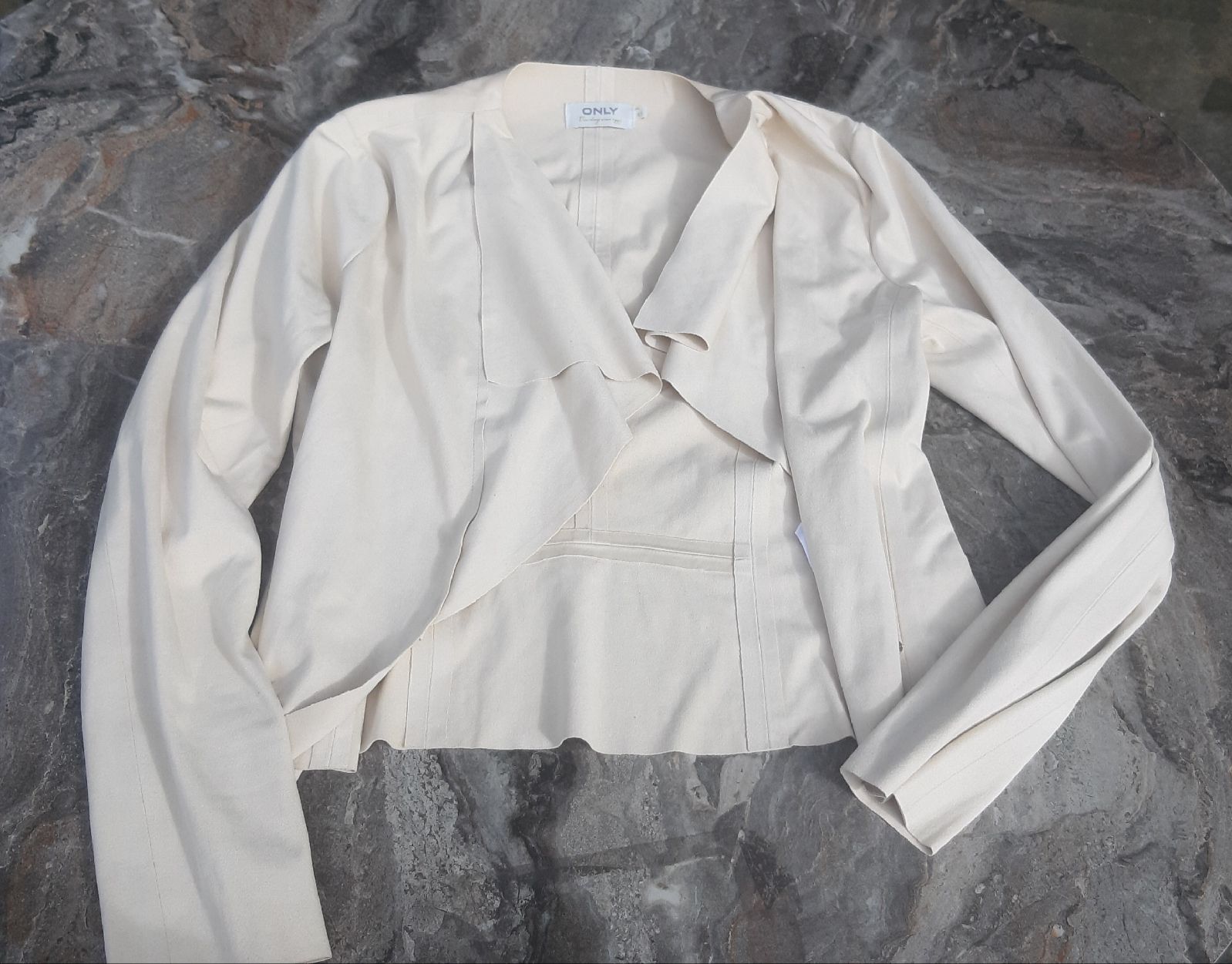 Jacken: Short Cardigan Gr.XS – Neu und originalverpackt aus Zürich von Venecia25