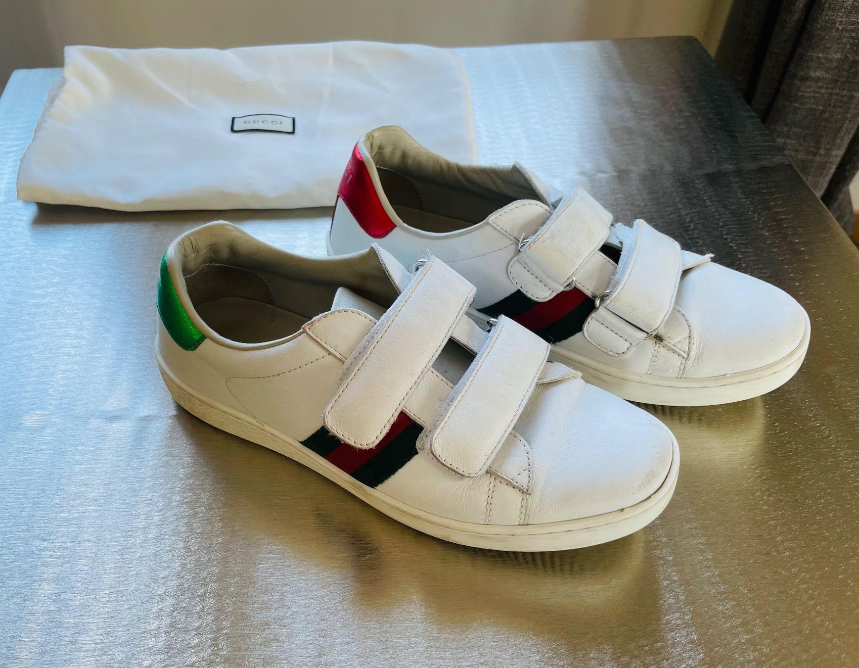 Gucci Herrenschuhe: Gucci Sneaker Grösse 33 – Gebraucht aus St. Gallen von Bt5 4