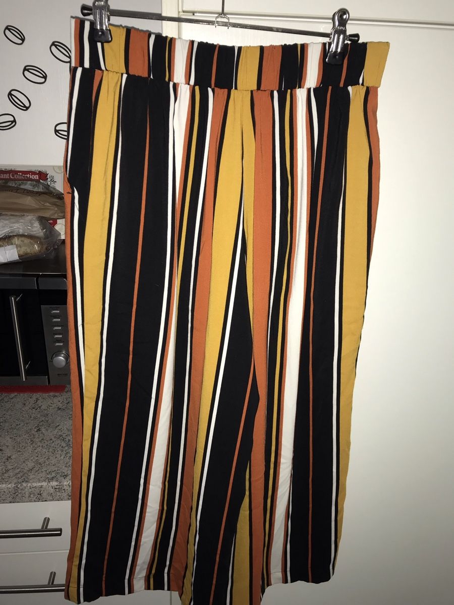 Zara Pantaloni: ZARA DAMEN HOSE GESTREIFT GRÖSSE S – Usato da Basel venduto da ros_gw5v 4