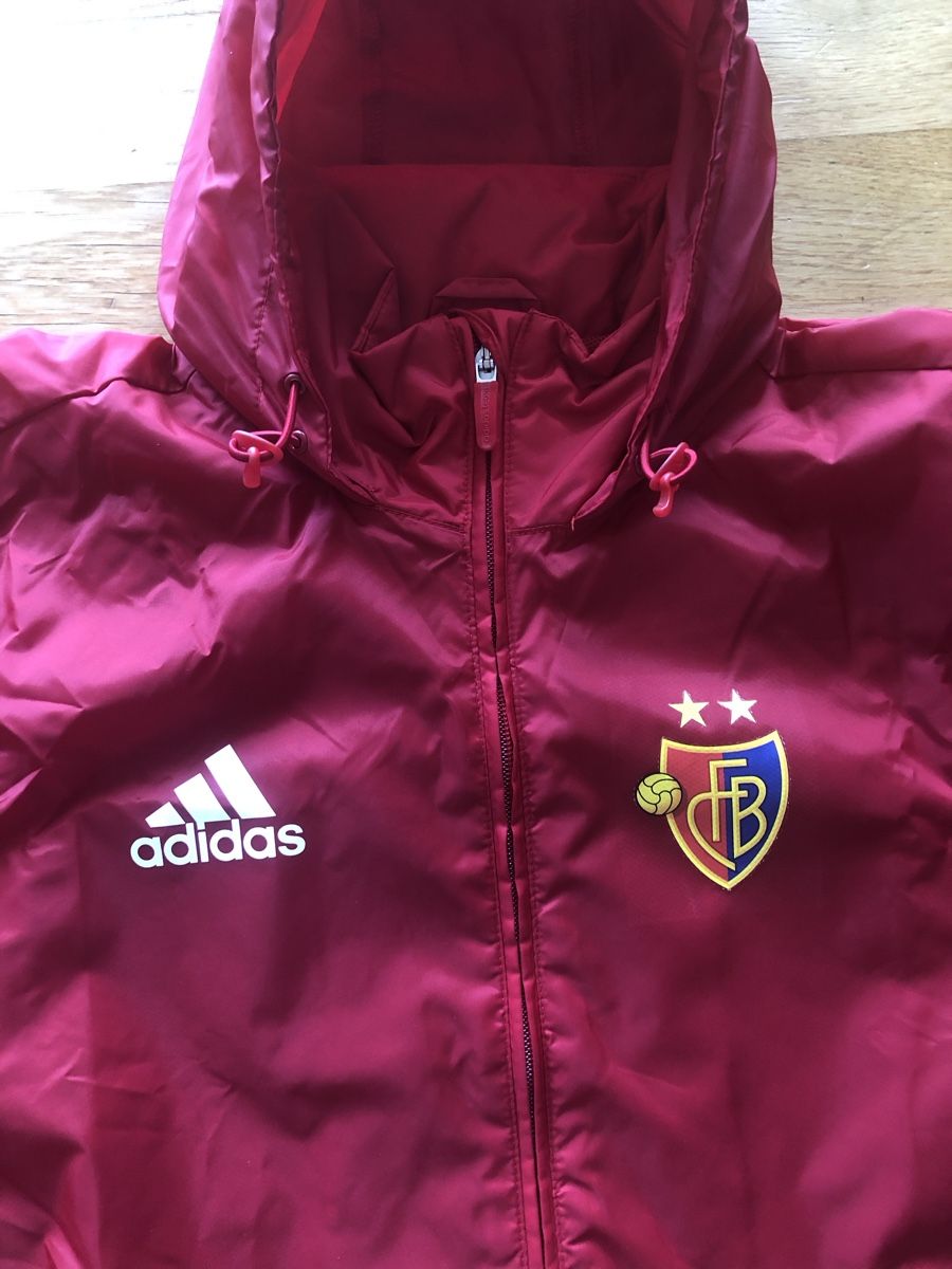 FC Basel Giacche: FCB Fc Basel Jacke Grösse S – Nuovo (secondo la descrizione) da Winterthur venduto da GinaMila 1