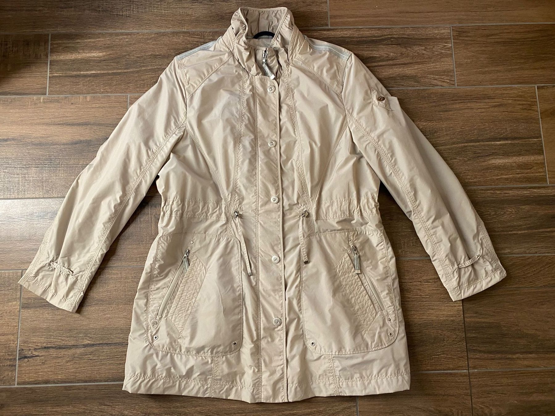 Gerry Weber Giacche: Gerry Weber Parka Jacke hellbeige Gr. 44 – Usato da Pratteln venduto da a23_j2gs