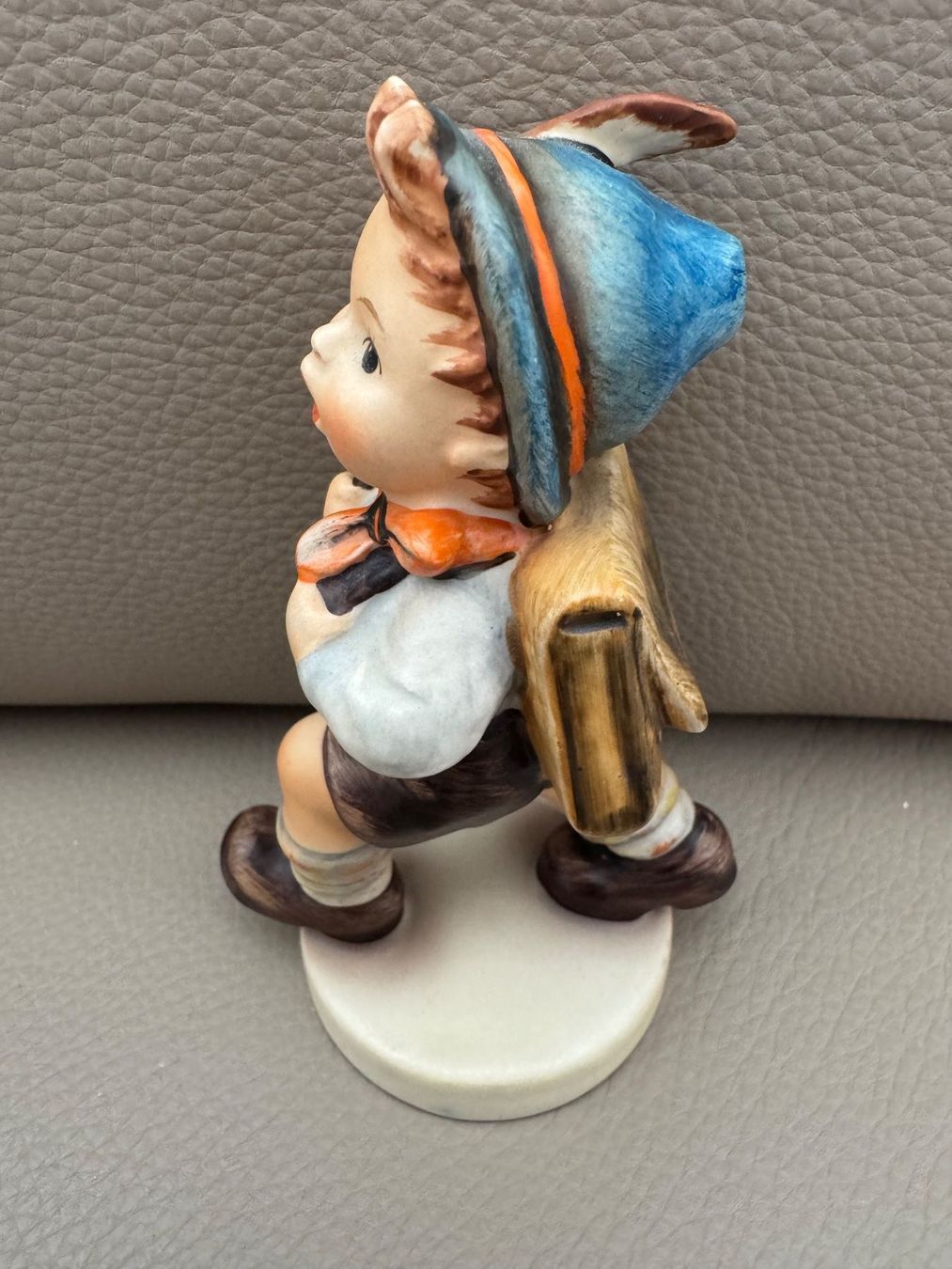 Hummel Statuette: Hummel Figur, Bub mit Schulranzen, top! – Usato da Neftenbach venduto da Rose40 3