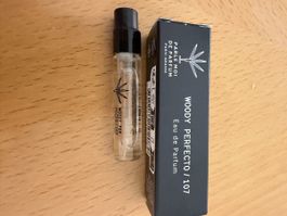 Parle Moi de Parfum Woody Perfecto 107 Probe Neu