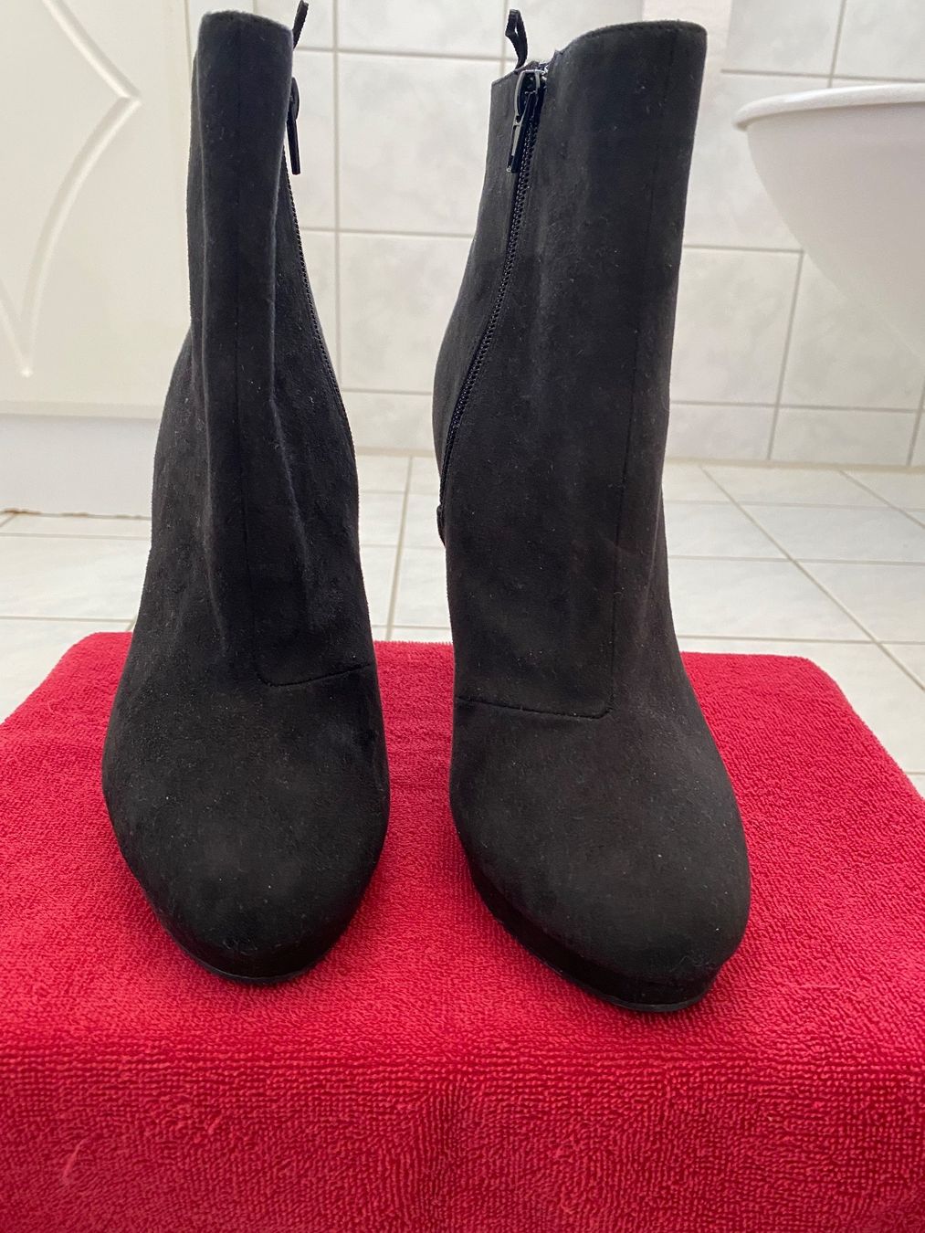 Chaussures femmes: Damen Stiefeletten gr.39 – D'occasion à Pfungen par Sheki56 2