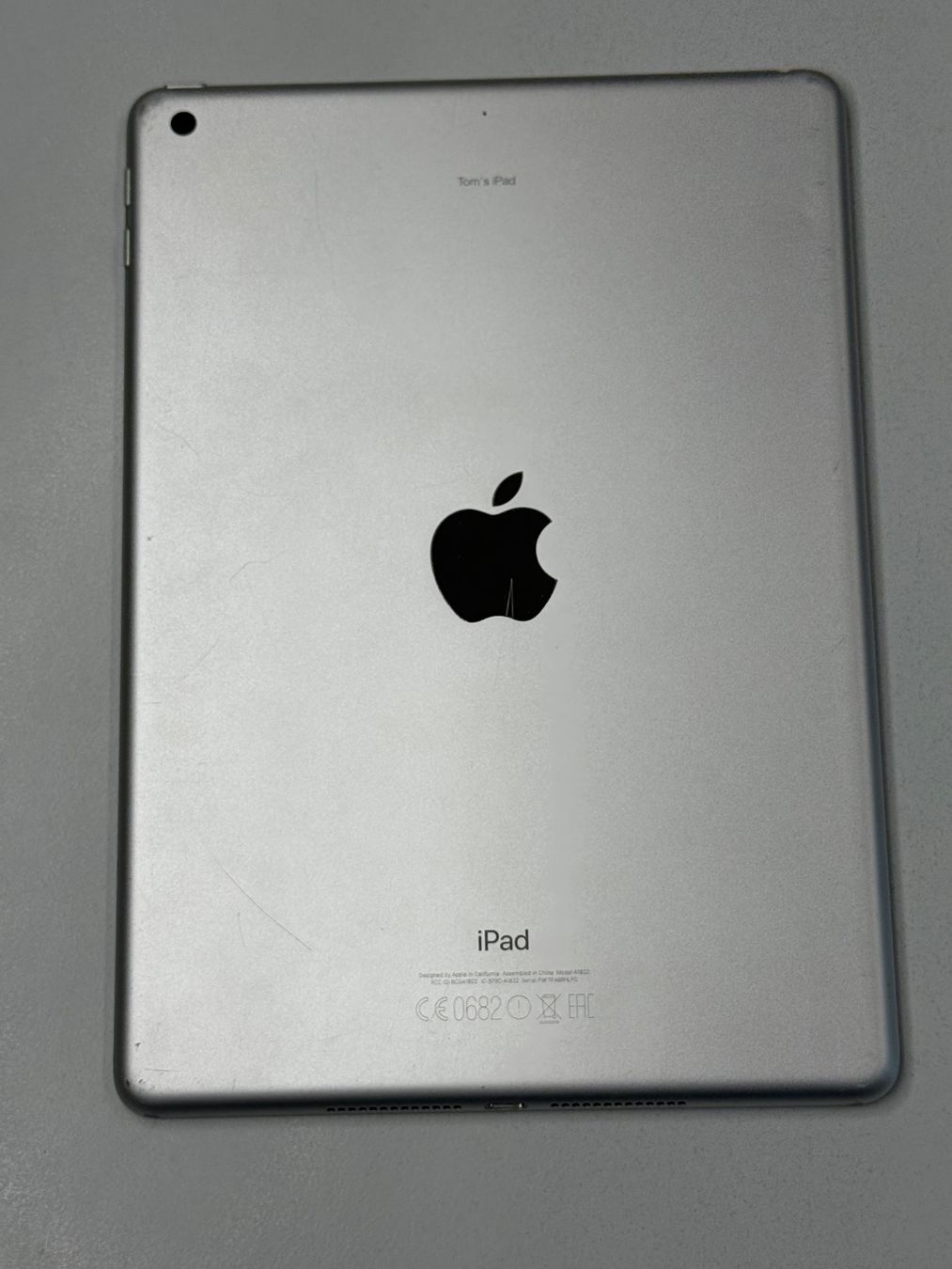 Apple Tablet PC: iPad 5 WiFi 32GB – Usato da Zug venduto da ElPhone 1