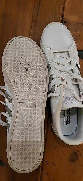 Scarpe da donna: Adidas Sneaker - Grösse 40 – Usato da Wangen SZ venduto da daslohntsich 2