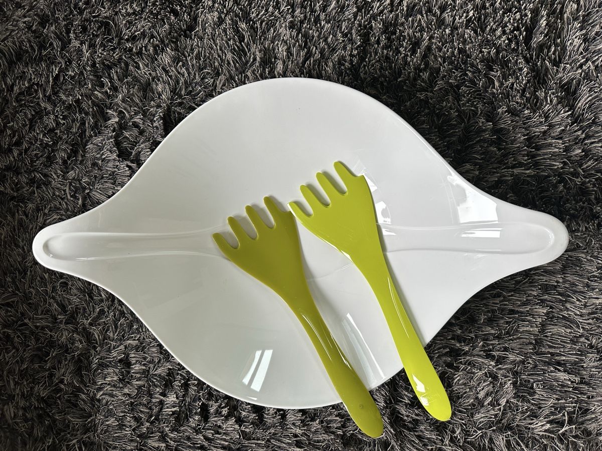 Ciotole: Salatschüssel weiss, Design Schale mit 2 Gabeln – Nuovo (secondo la descrizione) da Niedergösgen venduto da 7591 1
