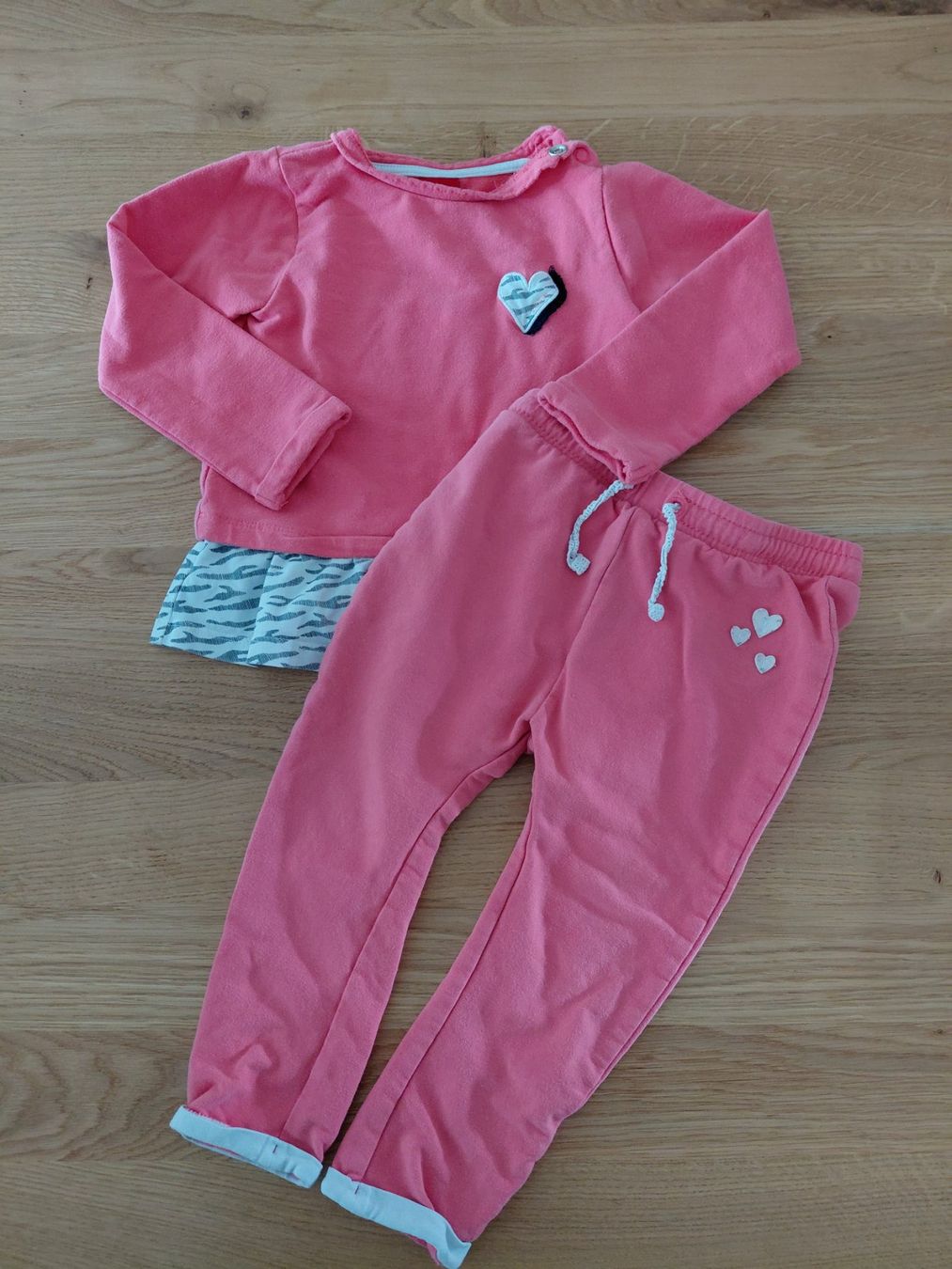 S.Oliver Maglioni & Felpe: Set Hose und Pulli (S.Oliver) Gr. 86 – Usato da Winterthur venduto da linngu