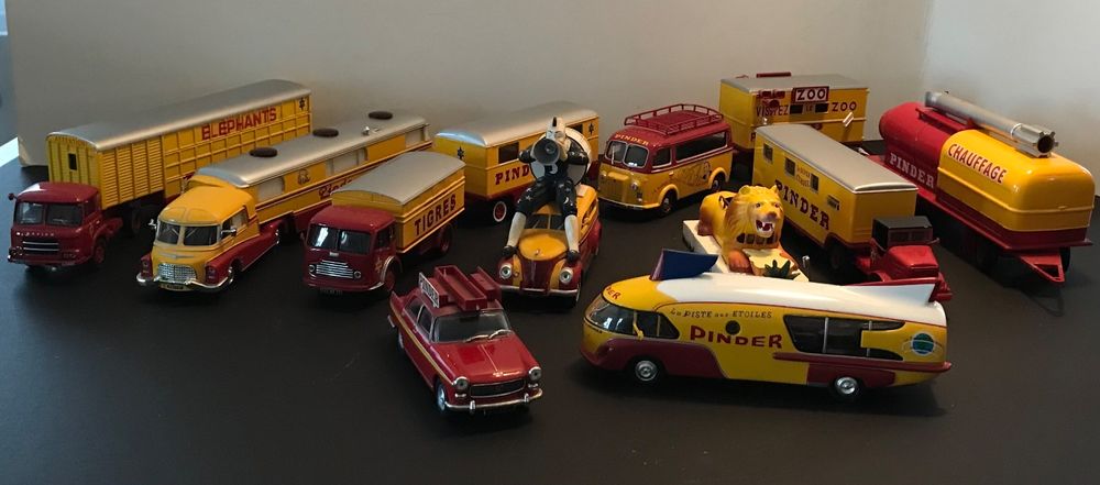DINKY TOYS GMC CIRQUE PINDER (Gebraucht) in Gurtnellen für CHF 12 - mit