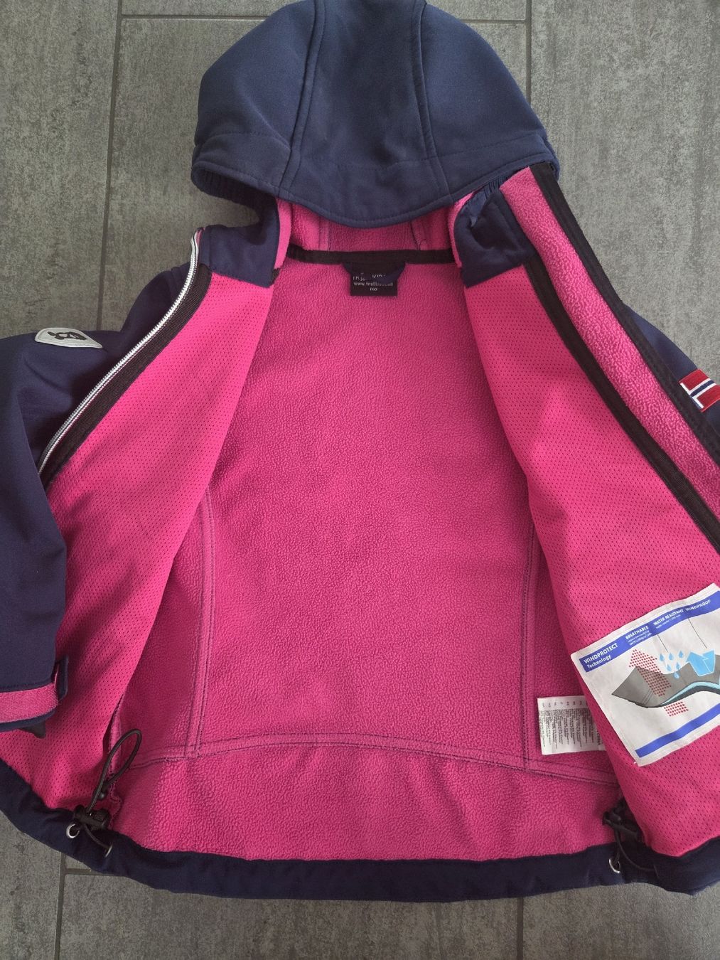 Trollkids Jacken & Mäntel: Kinder Softshelljacke Trollkids Grösse 110 dunkelblau – Gebraucht aus Hüntwangen von ManuM2014 6