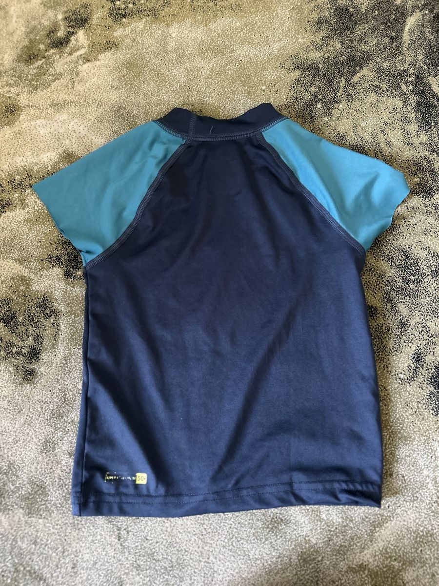 Quiksilver Costumi da bagno: Quicksilver Swimmshirt / UV / Spf 50 / 3-4Y – Usato da Zollikon venduto da JuRock 1