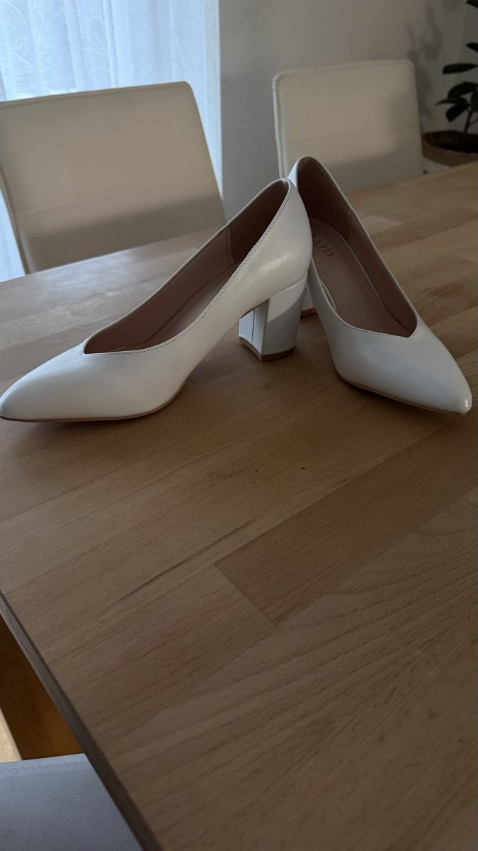 Chaussures femmes: RAID Pumps weiss ca. Grösse 38 Blockabsatz – Neuf (Voir description) à Basel par annakati 1