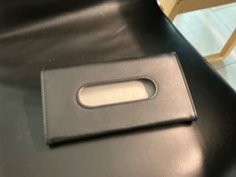 Schwarzer Kosmetiktaschen-Halter für Auto, gut erhalten, ...