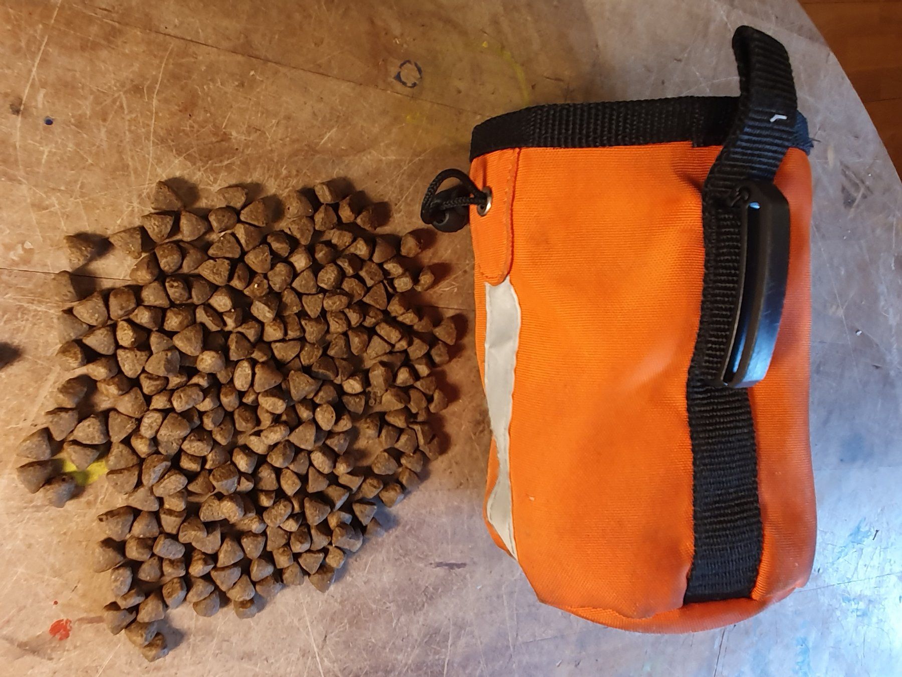 Mangimi: Swisspet Hudefuttertasche – Usato da Zürich venduto da loosebone 1