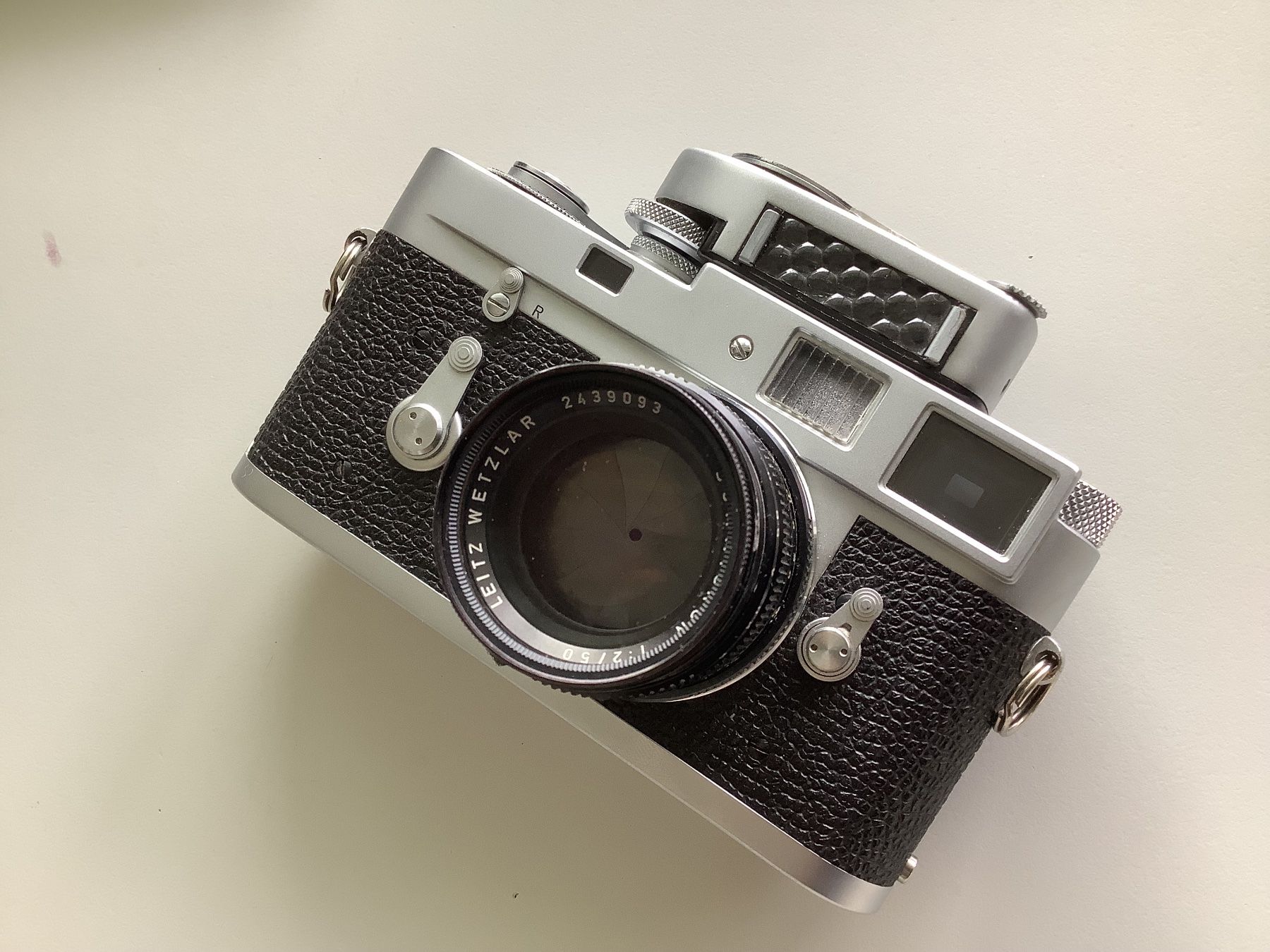 Leica Kamera: Leica M2 mit Summicron 1:2/50 – Gebraucht aus Zürich von rayberg