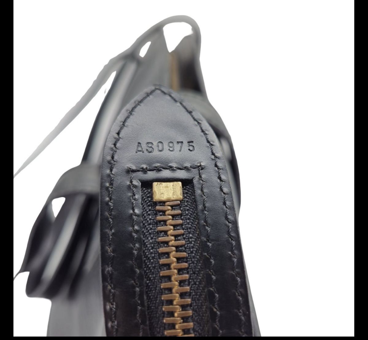 Louis Vuitton Borse da donna: Louis Vuitton Saint  Jacques noir – Nuovo (secondo la descrizione) da Peseux venduto da camosport 5
