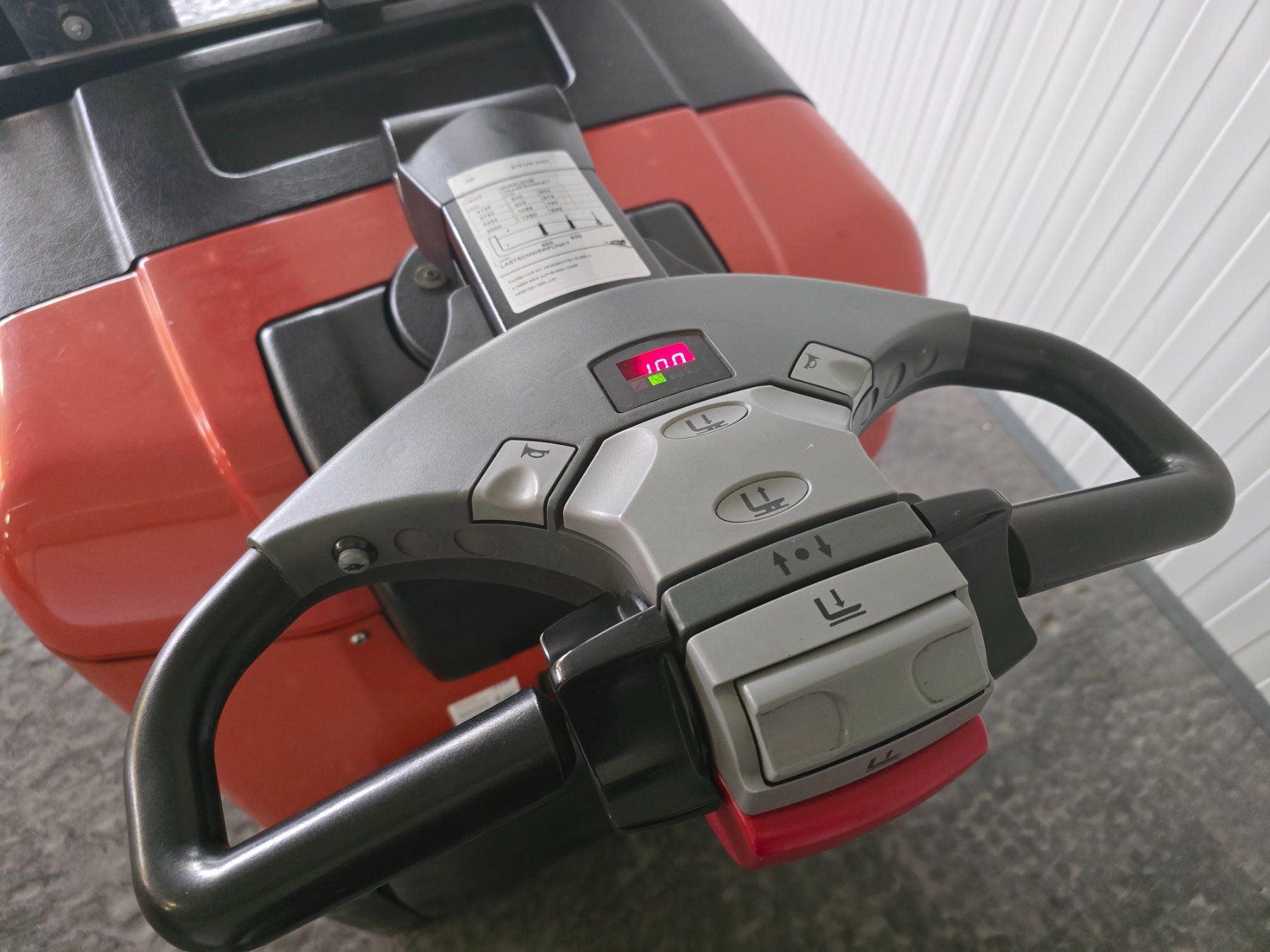 Carrelli elevatori e a forche: Stapler BT SPE125L Bj. 2007 Hub 415cm – Usato da Amriswil venduto da basstempel 5