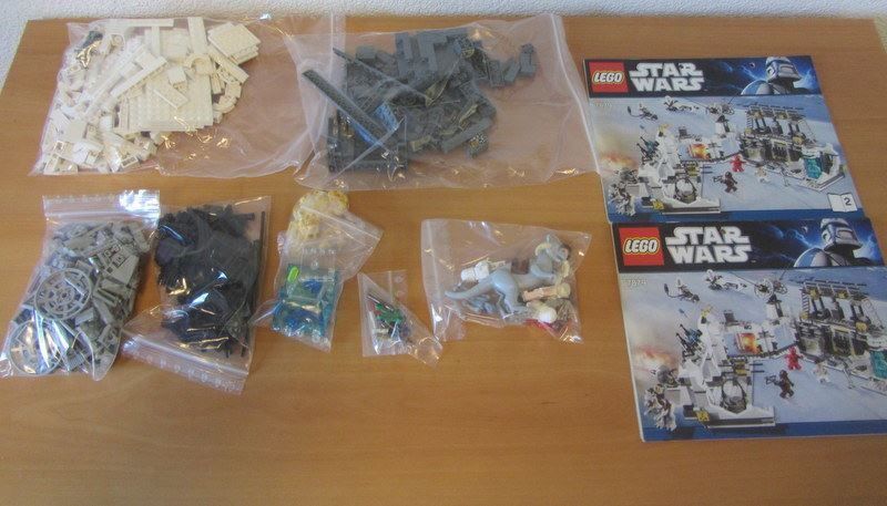 Lego Kit di costruzioni: LEGO Star Wars 7879 " Hoth Echo Base " – Usato da Kreuzlingen venduto da Han-Solo-68