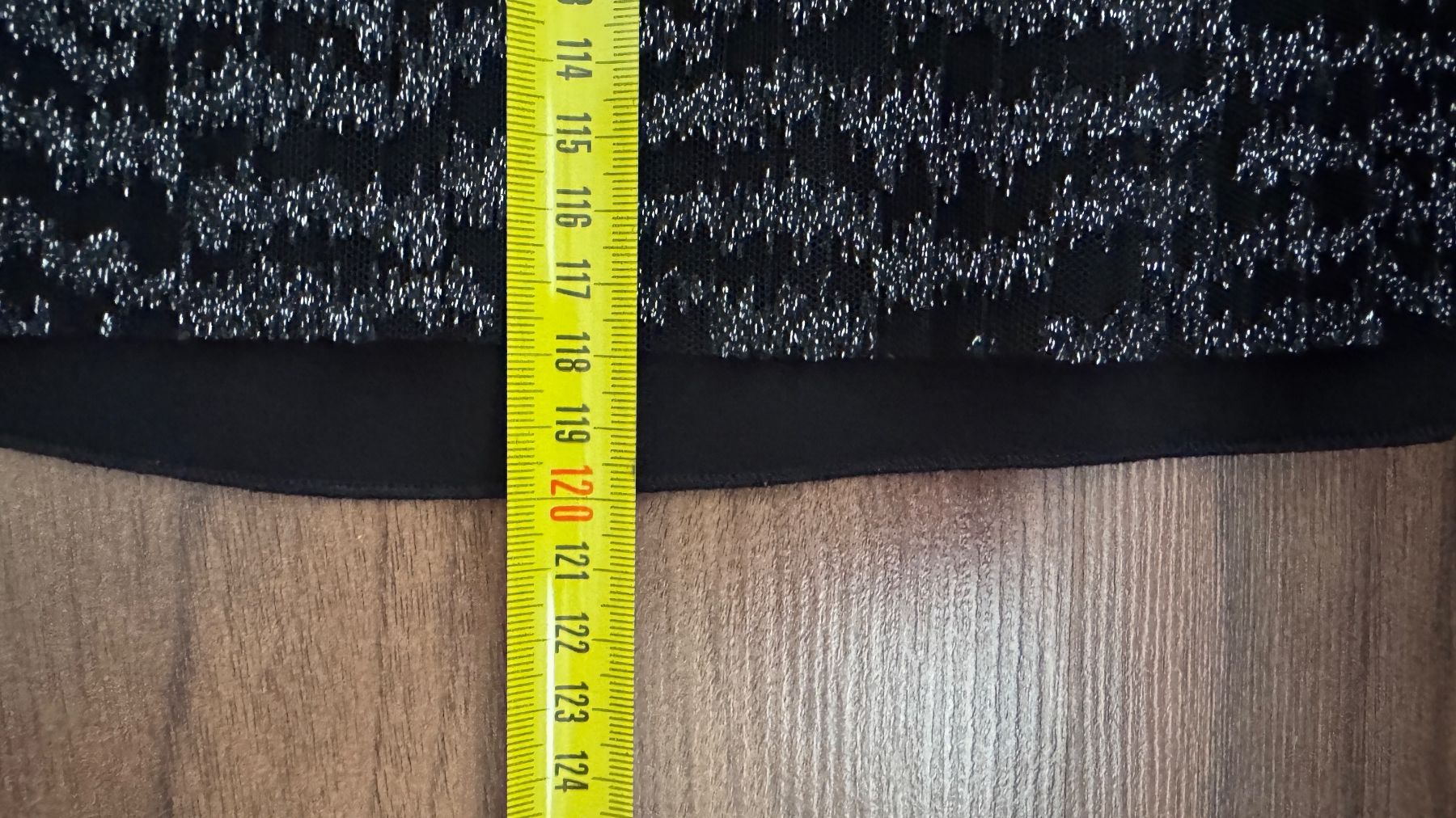 Hugo Boss Kleider: Robe fourreau de soirée HUGO BOSS 38 – Neu (gemäss Beschreibung) aus Genève von New-York12 2