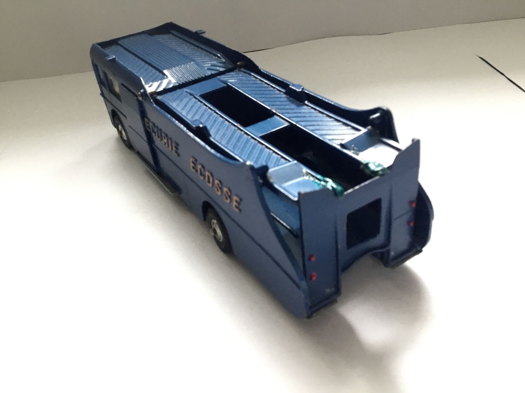 Corgi Toys Modellini d'auto: Ecurie Ecosse Transporter – Usato da Dänikon ZH venduto da didi1103 2