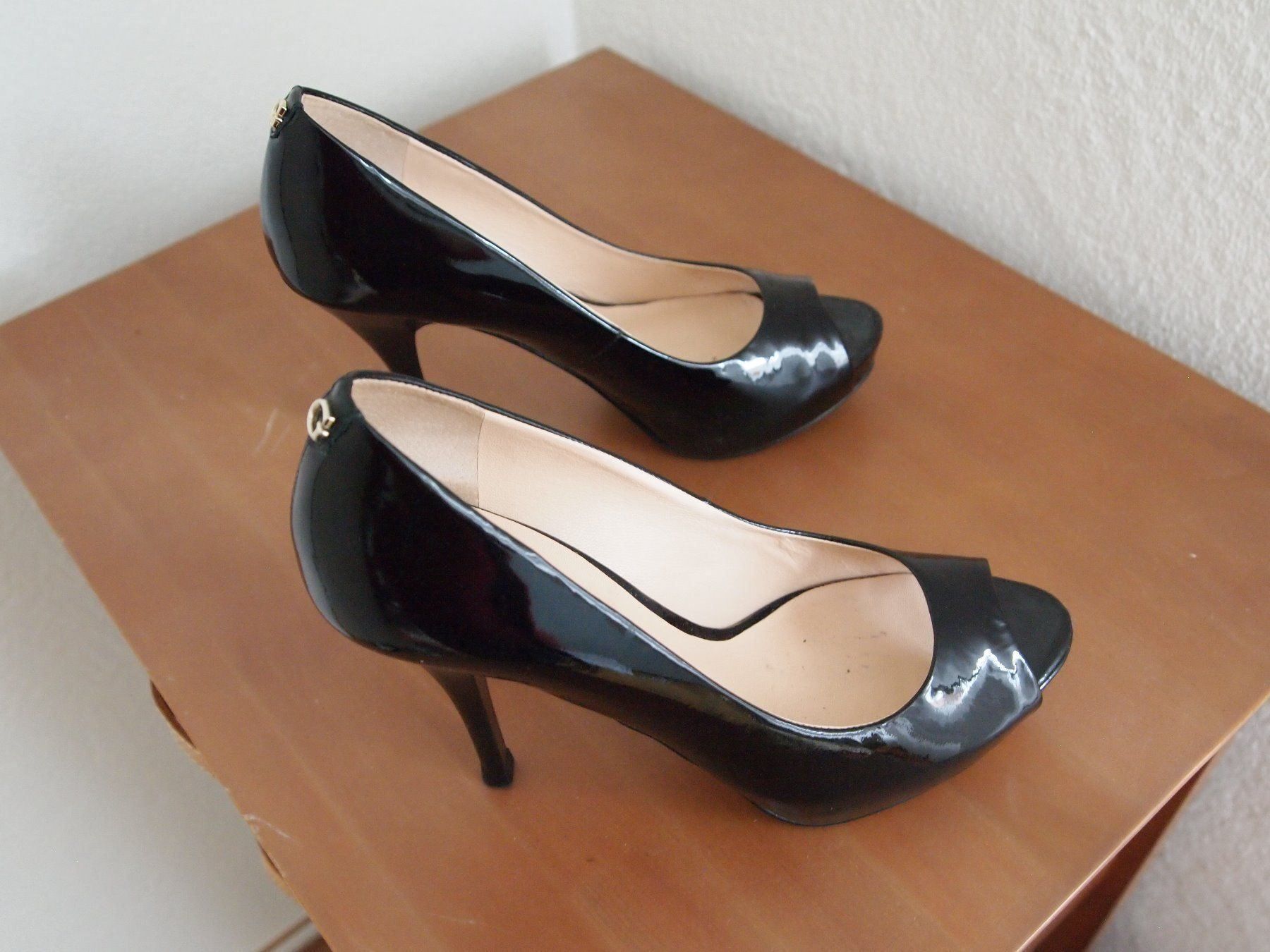 Guess Scarpe da donna: Guess Leder Pumps – Usato da Volketswil venduto da ald_2x9b 2