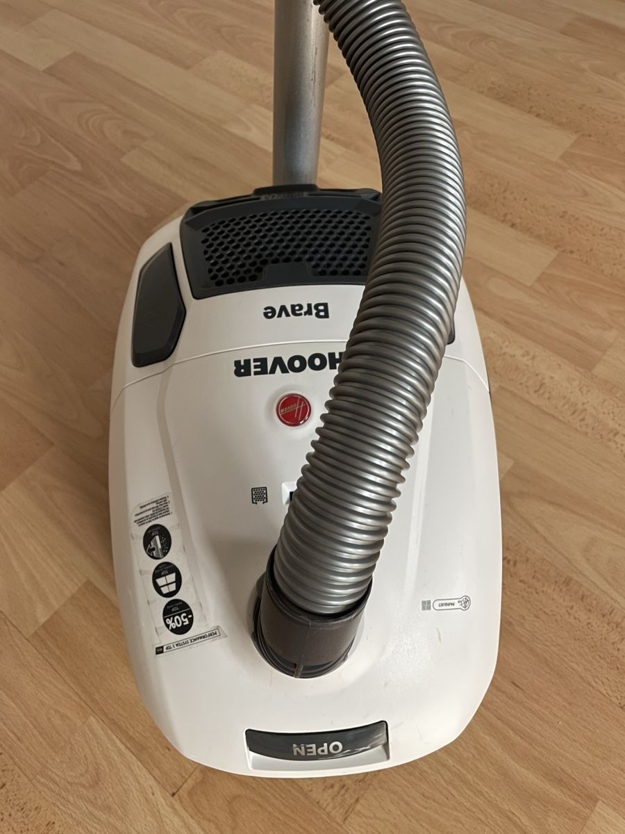 Hoover Aspirapolveri & Accessori: Hoover Brave Staubsauger – Usato da Ittigen venduto da schneckenpfupf