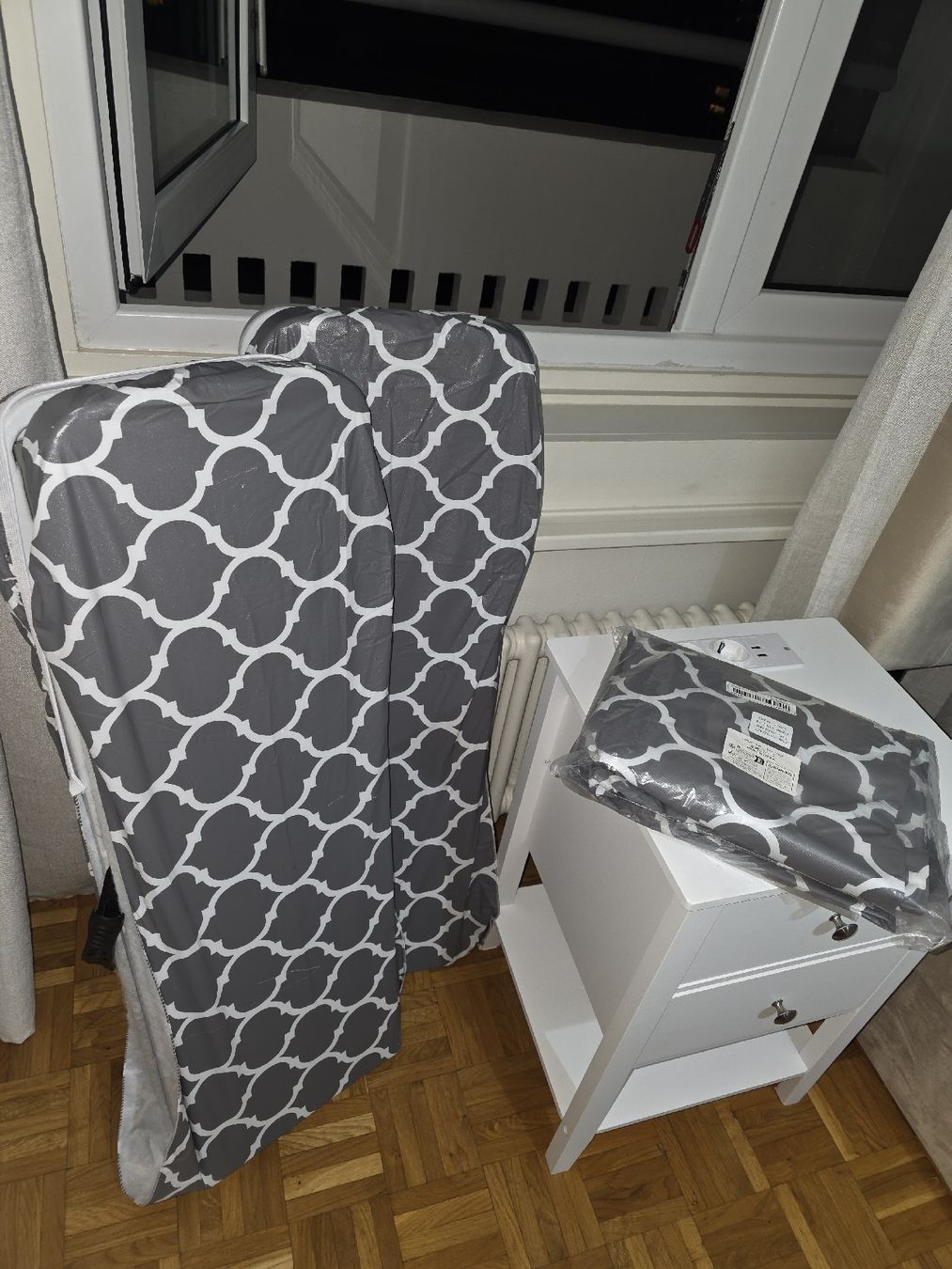 Tischset: Ensemble Table de Camping et 2 Bancs, Blanc Pliable – Gebraucht aus Genève von ErikaGE 3