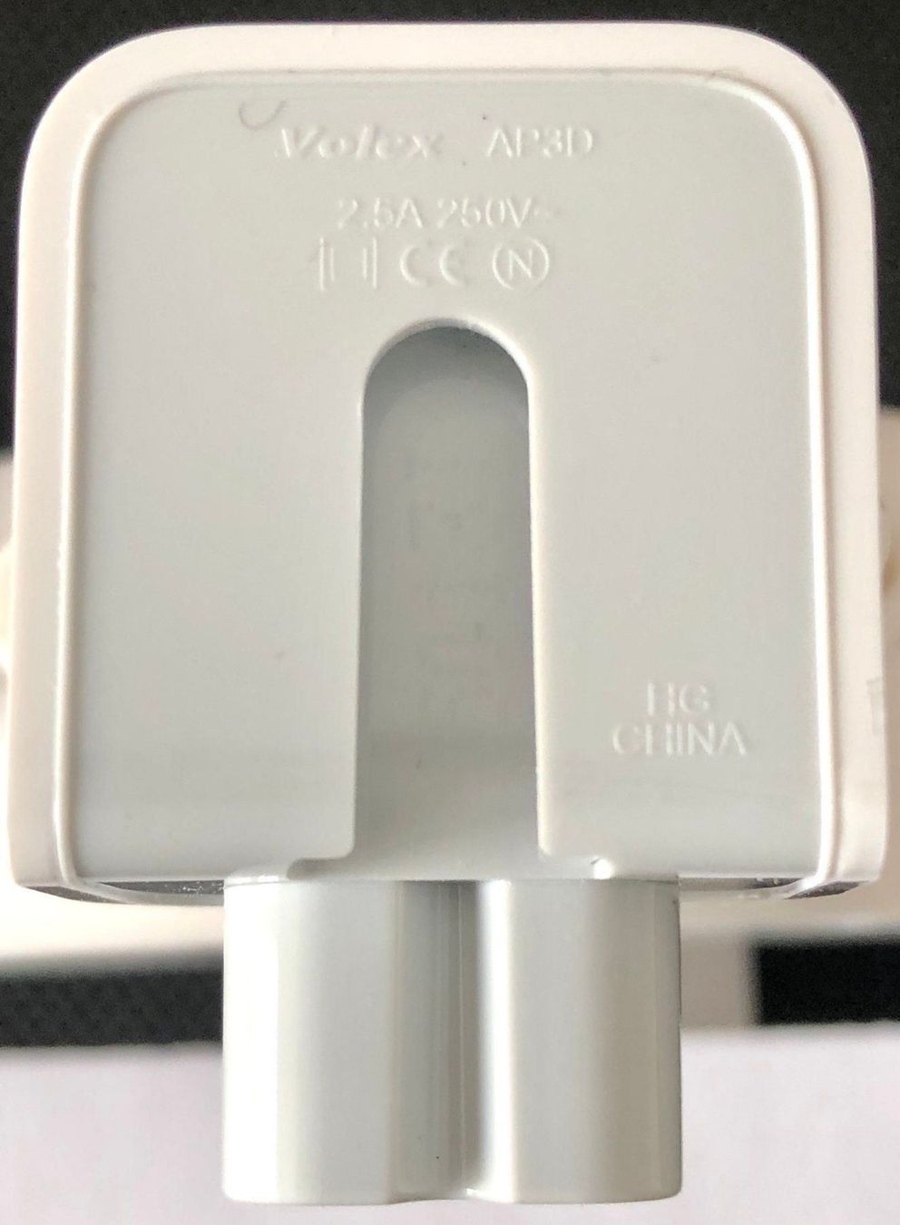 Apple Unità & Adattatore: Original Adapter AC-Plug-Adapter A1561 – Usato da Röschenz venduto da sosojojo13 2