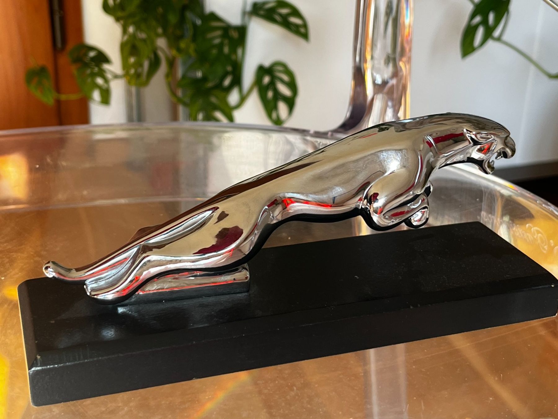 Jaguar Accessori per altri veicoli: Jaguar Kühlerfigur 18.5 cm – Usato da Zürich venduto da Allrounders 3