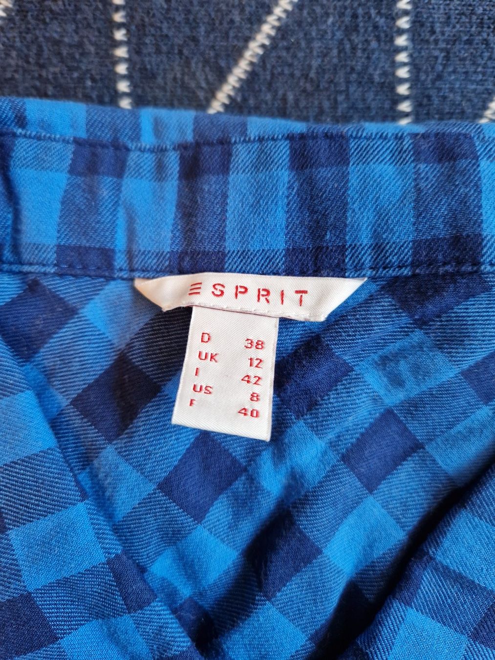 Esprit Camicette: Esprit Bluse Langarm blau Grösse 38 – Usato da MUEHLAU venduto da ibo_5c7d 2