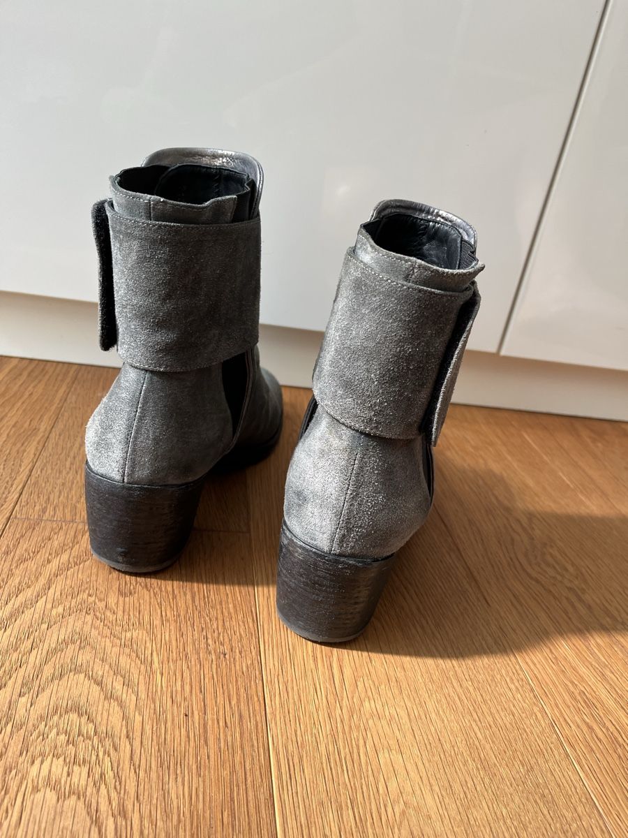 Scarpe da donna: Stiefeletten Wildleder Blaugrau Gr. 40 – Usato da Liebefeld venduto da easyco 3