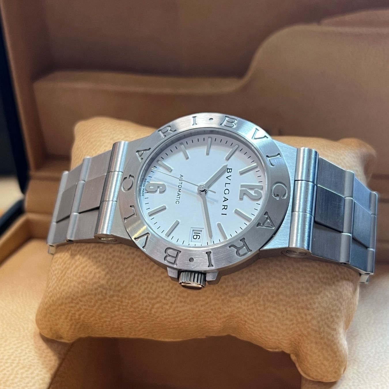 Bulgari Orologi: Bulgari Diagono Automatic Date Full Set LCV35S – Usato da Carouge GE venduto da Watchaser 6