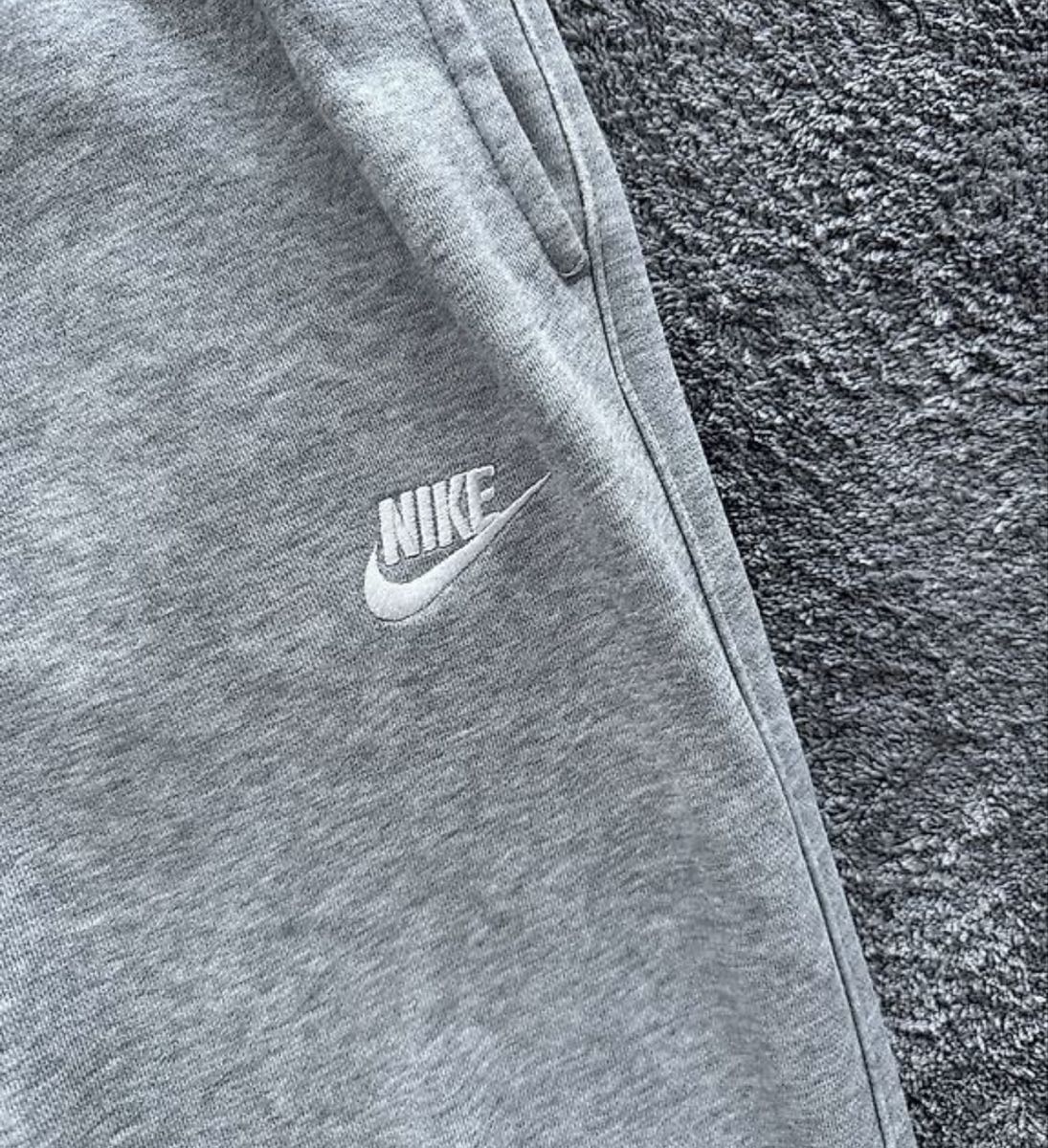 Nike Pantaloni: Nike Trainerhosen – Usato da Winterthur venduto da su_4assd 2