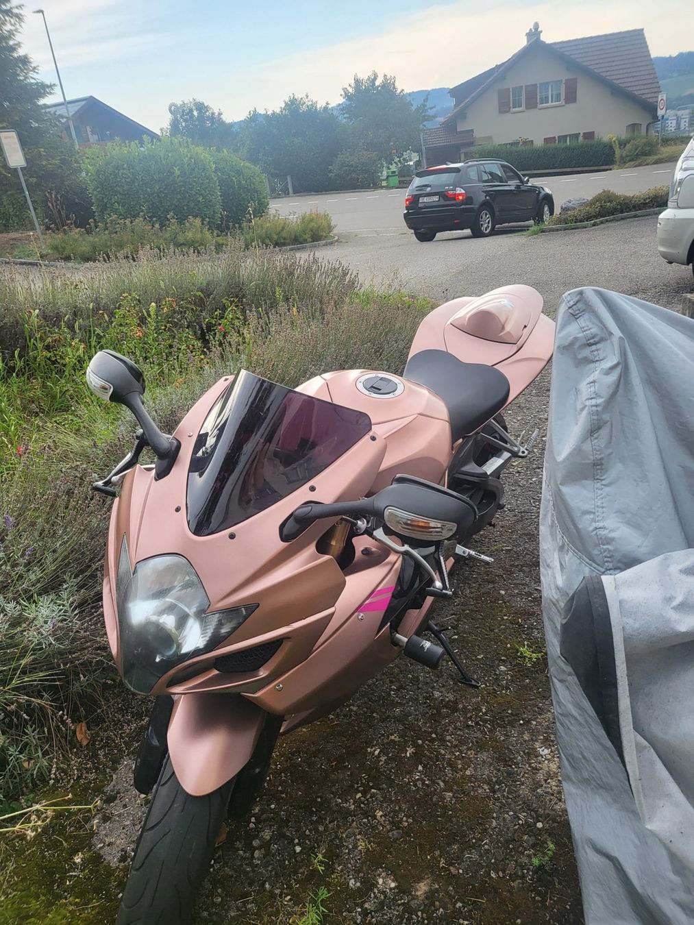 Suzuki Strada: Suzuki GSXR 600 K6 – Usato da Belp venduto da and_6786 6