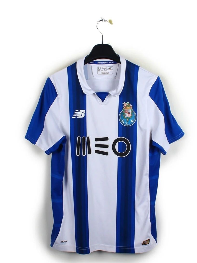 Canottiere & Pantaloni: FC Porto – Usato da Sâles (Gruyère) venduto da Rapha1111