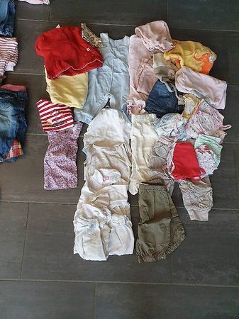 Lot habit fille T 62-68