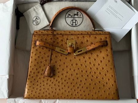 Hermès Kelly sellier 32 Ostrich Gold Hardware( wie nue)