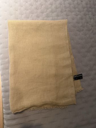 Massimo Dutti Linen Scarf 180x130cm - Stylish Summer Accesso