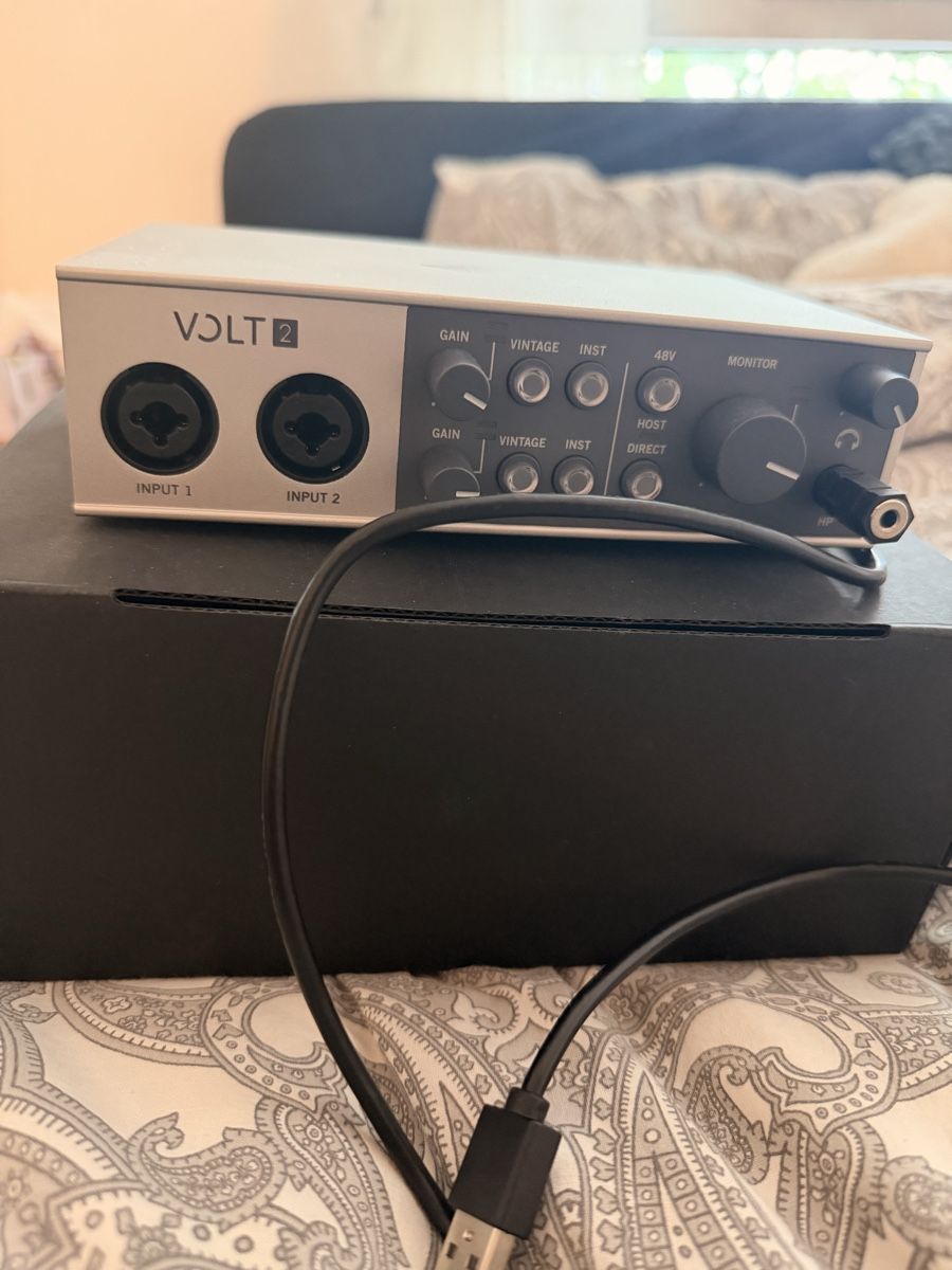 Registratori: Universal Audio VOLT 2 – Nuovo (secondo la descrizione) da Lausanne venduto da the_s9hs
