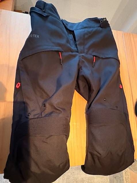 Alpinestars Pantaloni: Alpinestars Road Pro Gore-Tex – Usato da Basadingen venduto da Hamlet77