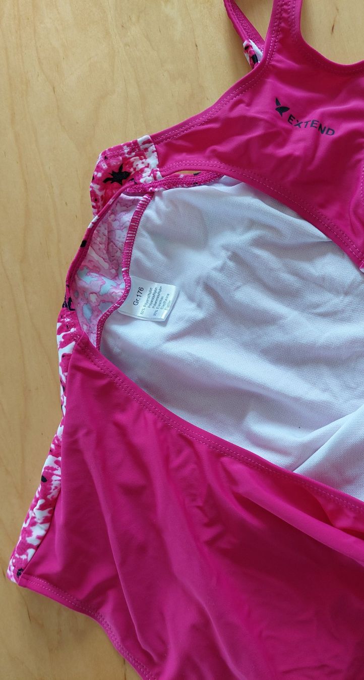 Maillots de bain: Neu Badekleid Gr.176 – Neuf (Voir description) à münchenstein par ewu_8lcz 2