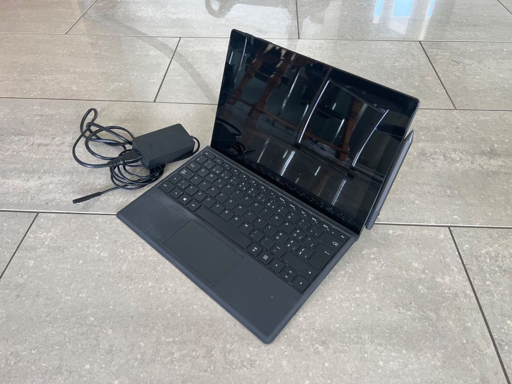 Microsoft Surface Pro 7 Plus Core i5-1135G7﻿ 8 Go 256 Go SSD