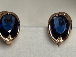 Boucles d’oreilles plaquées or saphirs ✨