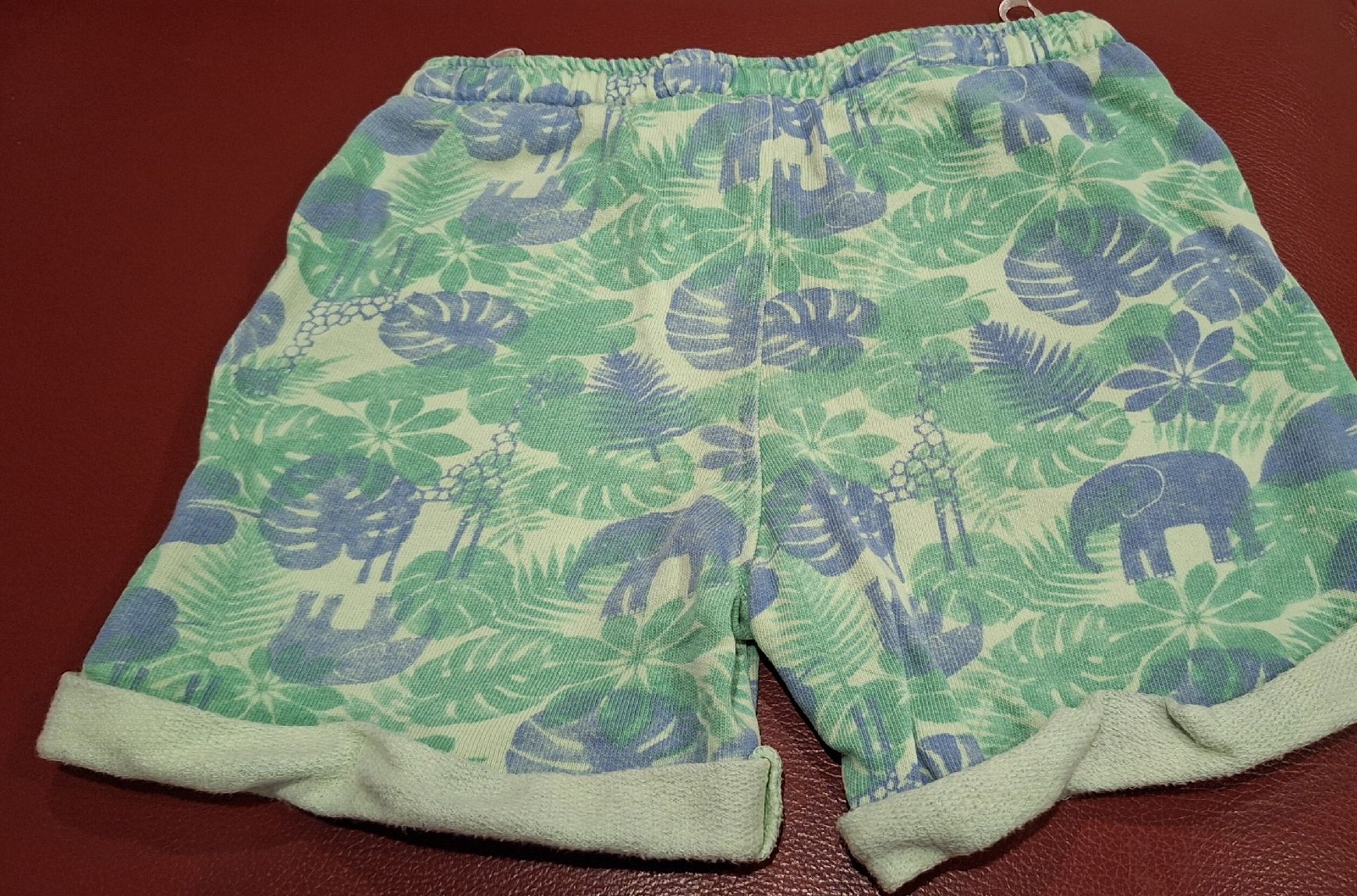 Manor Pantaloni: Kurze Shorts Gr. 86/92,  – Usato da Oberägeri venduto da Runningiceman 2
