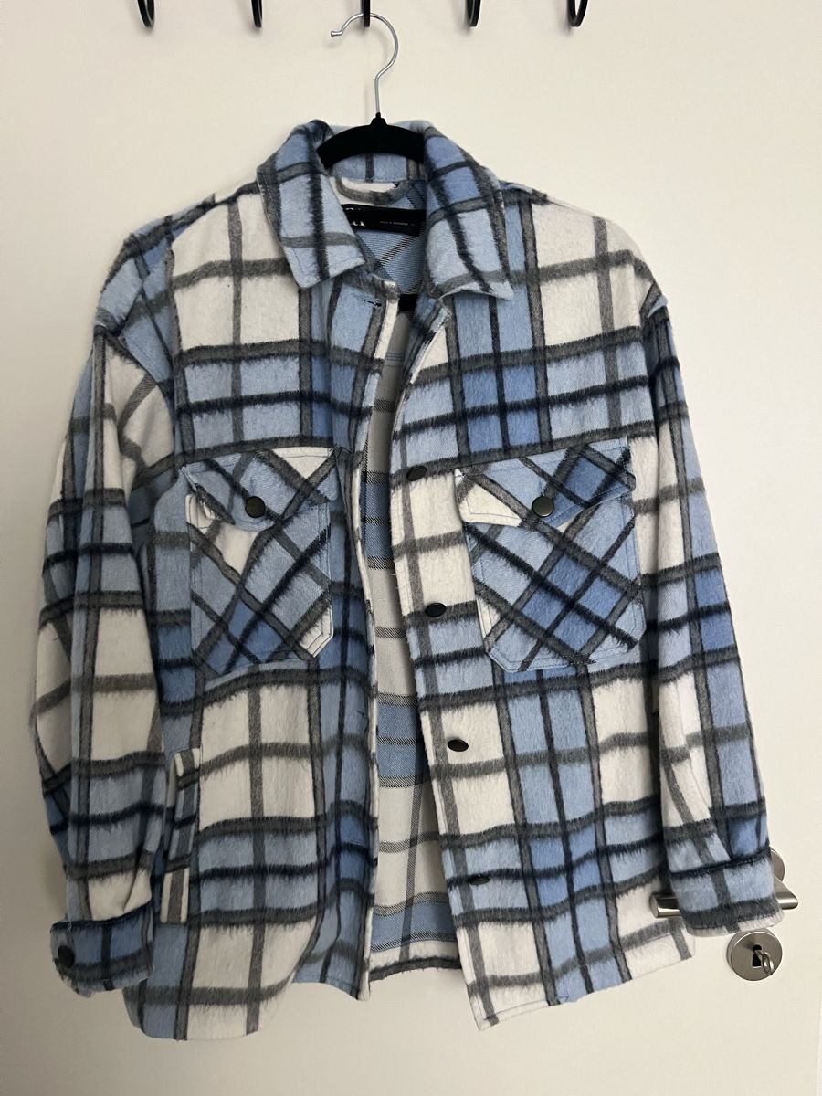Zara Blusen: ZARA übergangsjacke/hemd xs – Gebraucht aus Hägendorf von Mocca72