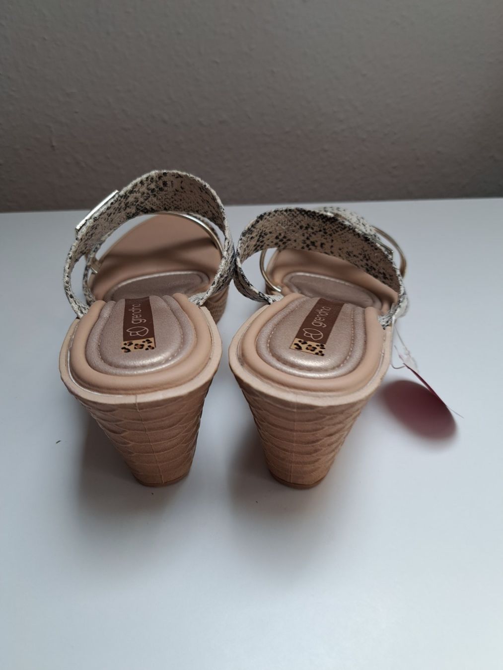 Damenschuhe: Sandaletten Neu Gr. 39 – Gebraucht aus Gommiswald von Cyndi5 3