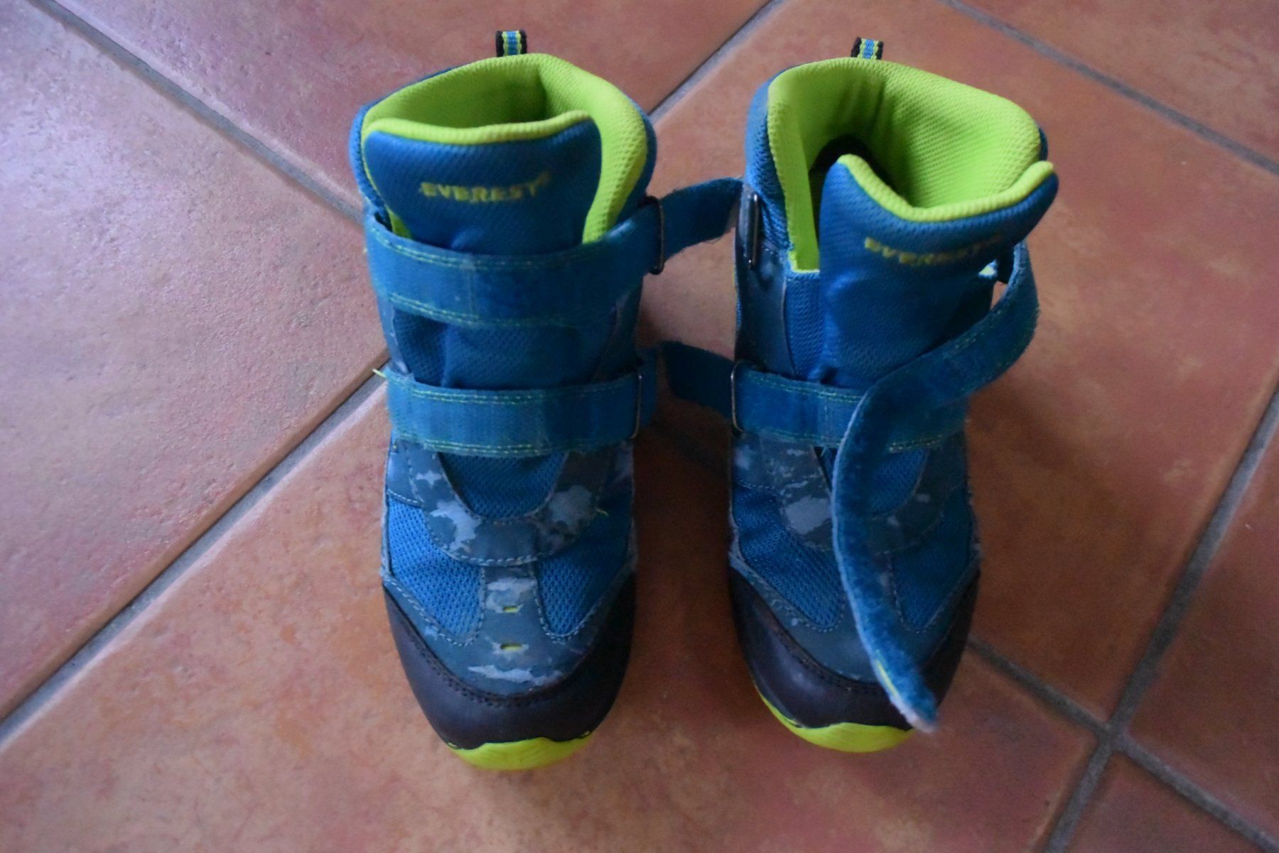 Everest Scarpe da uomo: Everest Herbstsboots mit WaterTex Membrane Gr. 34 – Usato da Densbüren venduto da TutaLarsen 1