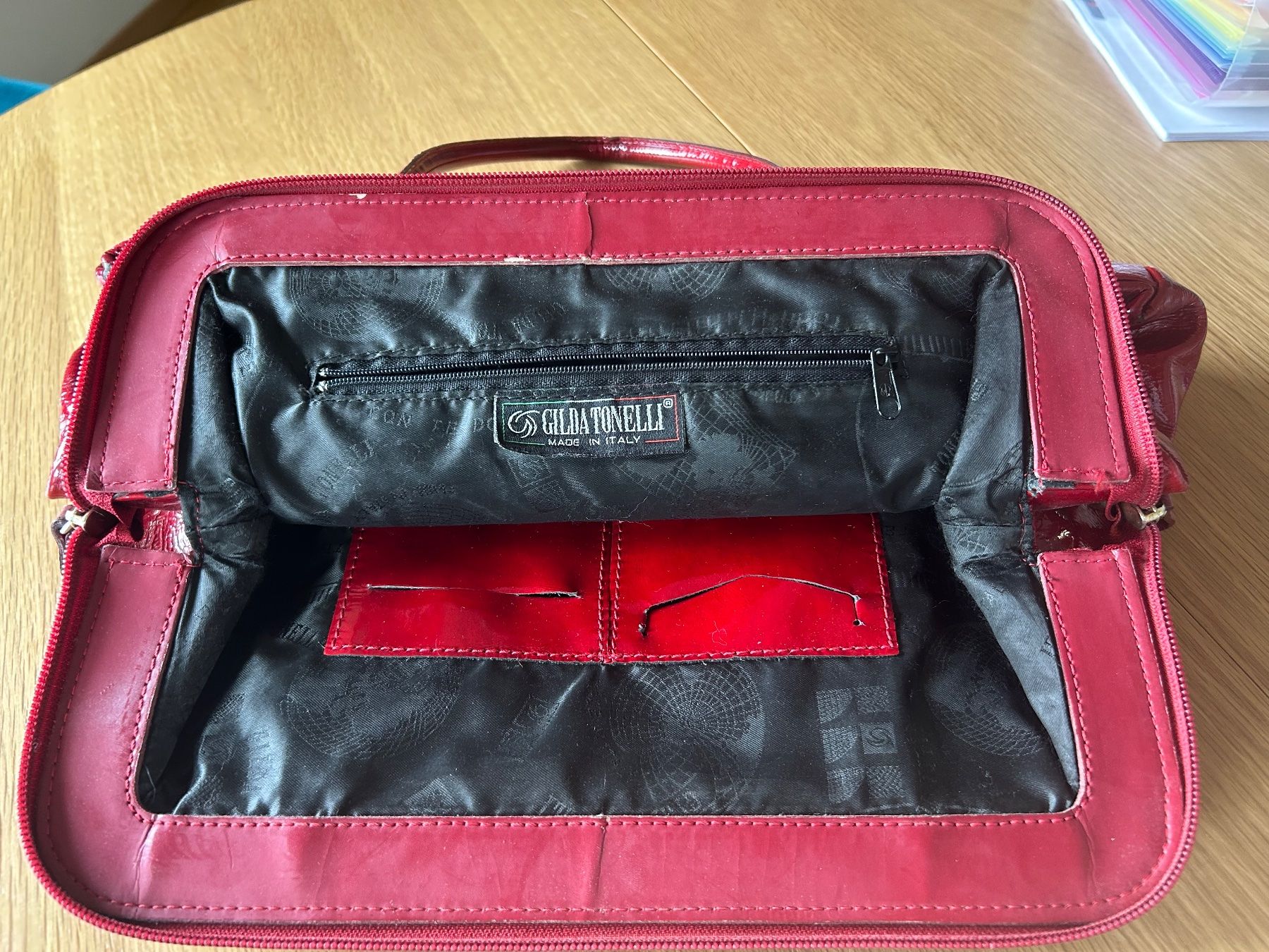 Borse da donna: Red Patent Handbag – Usato da Horgen venduto da Olga 2