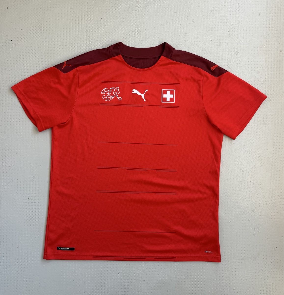 Puma Canottiere & Pantaloni: Schweiz Nati Trikot Puma Heim  – Usato da Füllinsdorf venduto da hae_gt9l